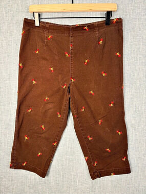 Floral Embroidered Brown Capri Pants
